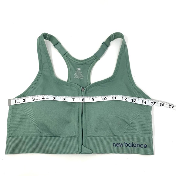 New Balance Seamless Mid Impact Zip-Front Sport Bra Top in Sage Green Size XL - Picture 6 of 10